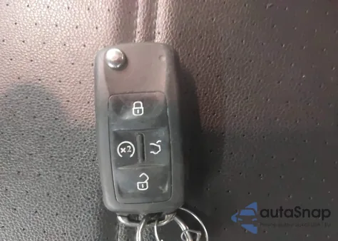 2020 Volkswagen Passat 2.0T Se z USA, uszkodzony, nr VIN 1VWSA7A33LC024221